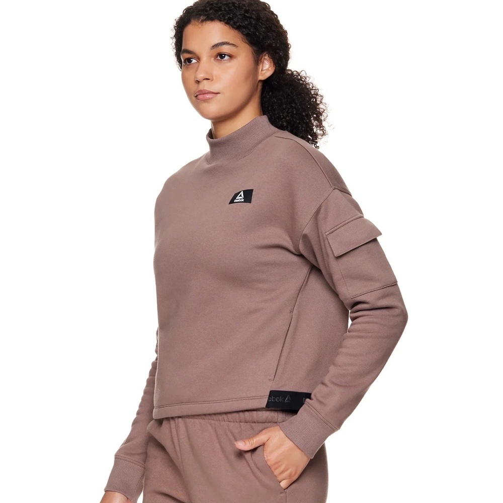 Reebok - Women's Casual Athletic Sporty Warm Brown Long Sleeve Mockneck Crop Top